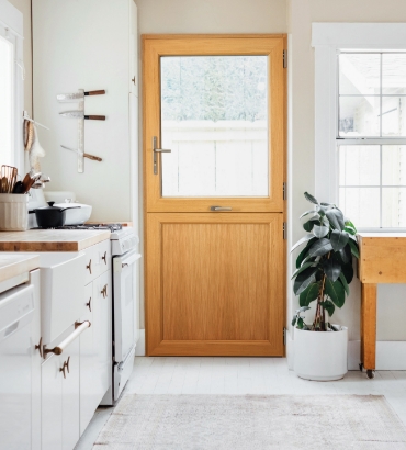 Portes en bois : durable et responsable